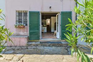 Pareti house