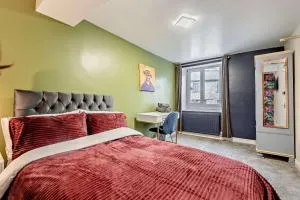 Victorian Bijoux House - Van Gogh Room - Longnor