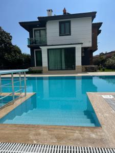 Studio Apartment room in premium park apart otel