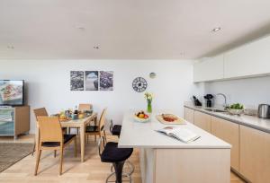 Surfside 34 Zinc in Newquay