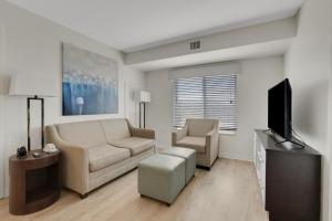 Simplicity At the Rim 1308 I Comfy 2 Bed 2 Bath