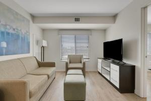 Simplicity At the Rim 1308 I Comfy 2 Bed 2 Bath