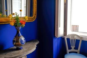 NEW! Cozy & Central - Blue Bica Reis