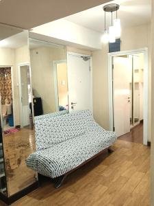 Family Suite Connecting 4 Bedroom at Apartment Green Pramuka City