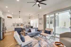 Eagle Point Golf Retreat Pool Access and Patio!