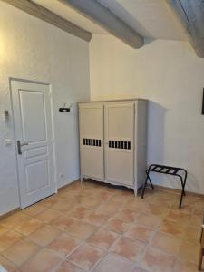 B&B / Chambres d'hotes Mas Clement - Chambre et table d'hotes : photos des chambres