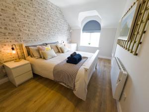 Luxury Penthouse Apartment overlooking Main Beach