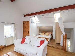 The Barn - Poplar Farm