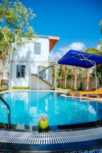 Quynh House-Homestay nguyên căn có hồ bơi riêng-6 phòng ngủ