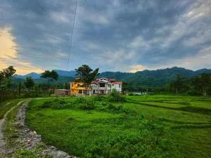 Bhalobasha Retreat - Chālsa