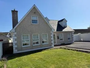 Fernhurst - Fota Island