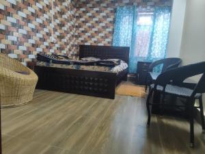 Danfe Munal Home Stay