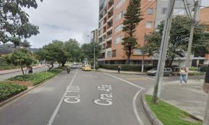 Nice apartment independent in front business center