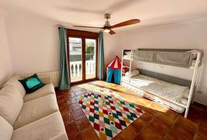 5 Bedroom Luxury Villa with private pool in Javea