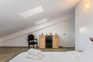 Zen Loft with Forest View in Silver Mountain