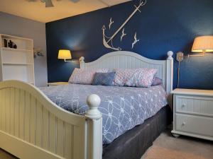 102 - 11 Affordable Courtyard View