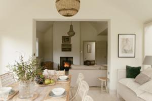 The Secret Hideaway Central Village