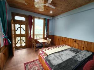 Jibhi Mountain Retreat