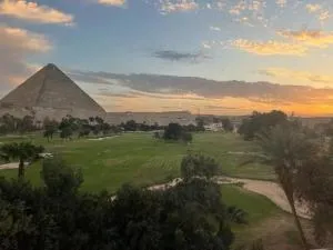 Paradise Pyramids View Apartment - Nazlat as Sammān