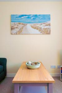 Lovely & Bright 2 Bed Apartment