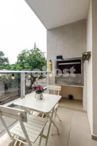 Villa Morra 1BR Apt W Pool, Gym, BBQ and Parking