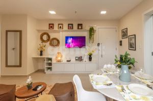 Villa Morra 1BR Apt W Pool, Gym, BBQ and Parking