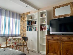 Appartement centre-ville du Lavandou 350 m de la plage