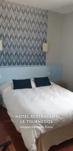 图讷多酒店 - 莱齐尼昂科尔比埃