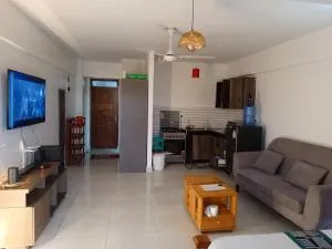 Pretty Home - Frere Town