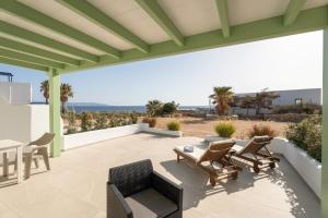 Julias Beach Studio, familienfreundlich am Meer,mit XL Terrasse, Meerespanorama