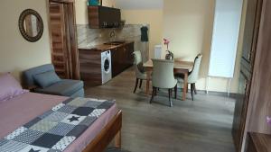 Cabana Ene Strada Poienari nr 13 A