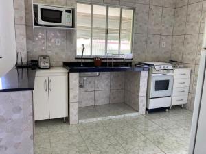 A family house in the woods of Atlantic forest