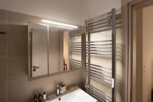 Tropicana Beachside Stay in Vouliagmeni