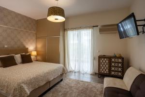 Tropicana Beachside Stay in Vouliagmeni