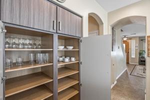 Entire Home in Surprise Downtown, Arizona