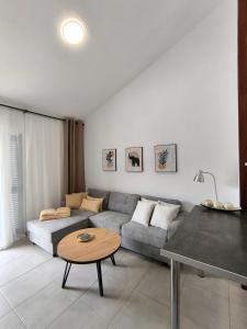 PEARL Los Cristianos - pool, fibre net, tv channels, calm atmosphere