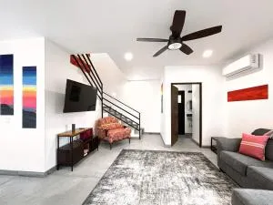 2 Casas and Pool- Walk to Beach, Great for Groups - El Pescadero