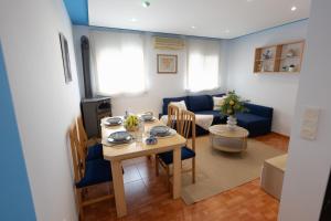 Comeback UNFORGETTABLE