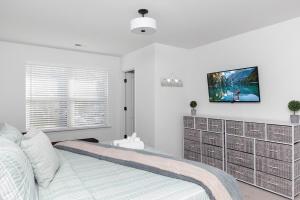 Perfect Getaway Prime Location Game Room And HotTub