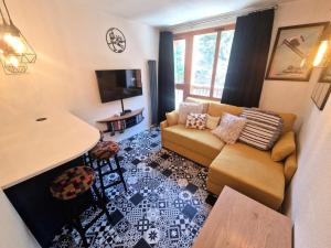 Résidence Melezets 2 - studio 34 personnes idealement situé coeur statio MAE-0834