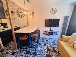 Résidence Melezets 2 - studio 34 personnes idealement situé coeur statio MAE-0834