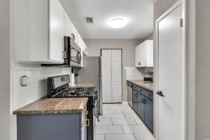 Cowboy Oasis By Domain Wi-Fi King Bed