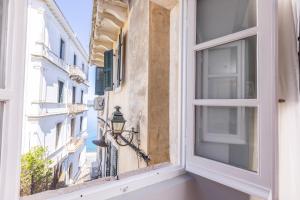 Mouragia Suites - Sea View Apartment