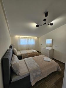 La Casa di Fatmir - Bed and breakfasts, Skadar