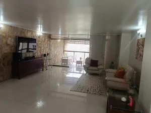 Condominio en zona privilegiada - Caraballeda