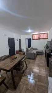 Departamento completo - Cedro
