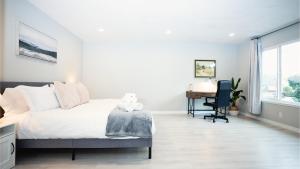 Modern Spacious 5BR Retreat -Games & Large Yard