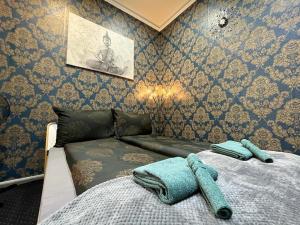 JohnGold Buddha Room