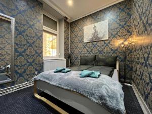 JohnGold Buddha Room