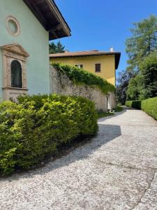 Villa del 600 con giardino e piscina